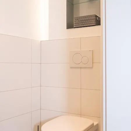 Luxury Cozy 2 Bdr Downtown Apt.2 Apartment