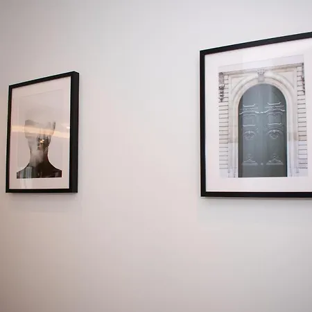 Apartment Luxury Cozy 2 Bdr Downtown Apt.2 Budapest